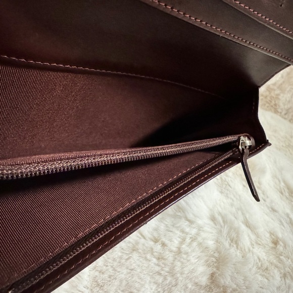 Chanel Quilted Yen Wallet - Picture 10 of 13